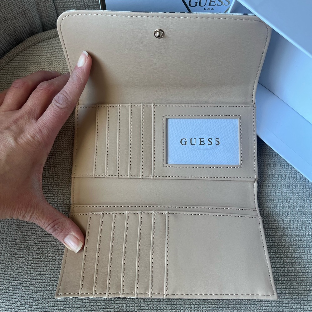 GUESS- “Tinsley” Black and White Leopard Print Women's Wallet - Picture 6 of 7